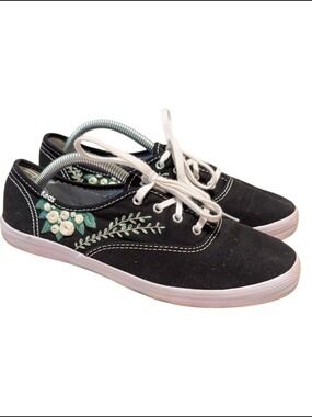 Hand Embroidered Black Canvas Sneakers with Green Floral Embroidery